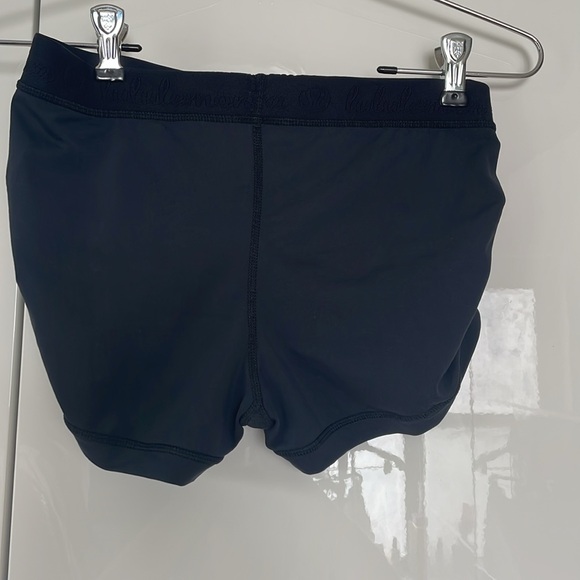 Lululemon Athletic Shorts in Black and Pink Size-Medium - Picture 7 of 11